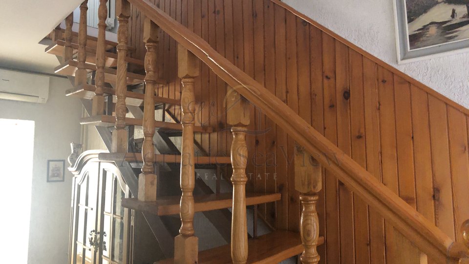 Nice apartment in a house in Lovran