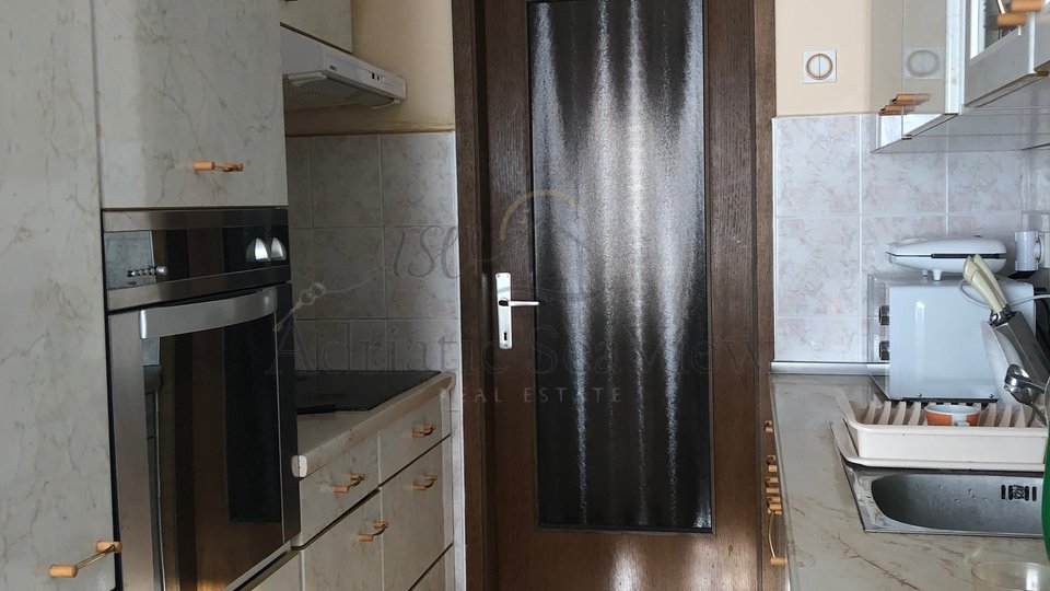 Donja Vežica, 151m2, garden and garage, for sale