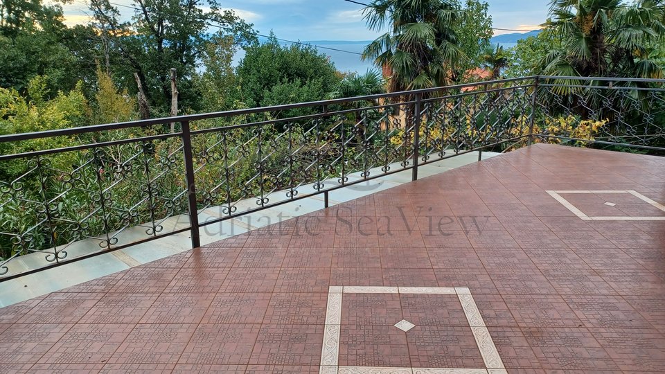 Opatija, kuća 200m2, pogled, prodaja